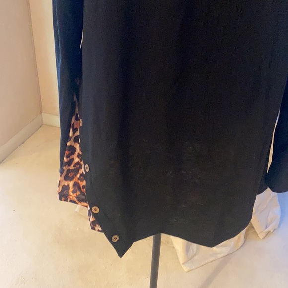 Top - Picture 3 of 8